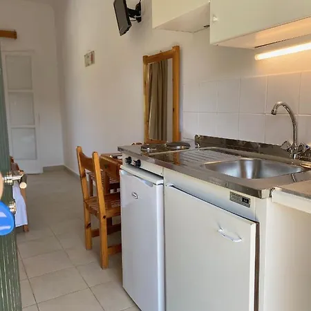 Aparthotel Anemona 3*